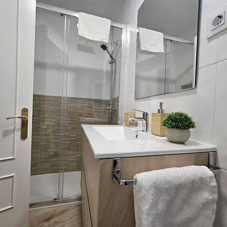 Confortable דירה *